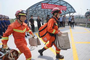 托尼：米利克是连接中前场的纽带，他状态恢复能让基耶萨从中受益